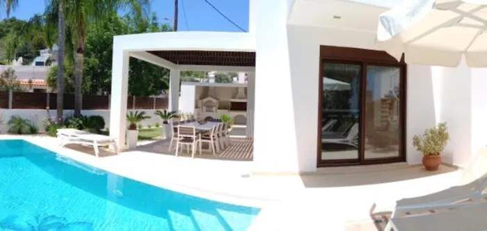 Anastasia בית נופש *